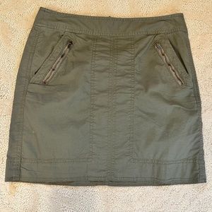 Army Green Loft Mini Skirt with Gold Zipper and pockets on the back (Size 4P)